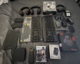 PC and Gaming Laptop Accessories LOT, Keyboards, Gaming Headphones, RAZER Gaming Mouse, like NEW!