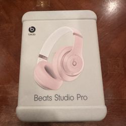 Beats Studio Pro - Pink (Brand New)