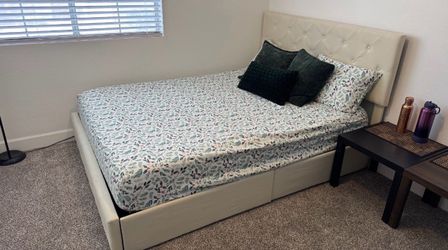 Queen Bed + Nectar Mattress