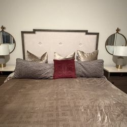 · Playlist Upholstered King Bed With Free mattress!!