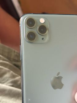 iPhone 11 Promax, unlocked. Large size