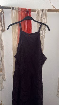 Xhiliration Plum Lace Spaghetti Strap Dress
