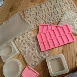 Resin Molds And Keychain Maker