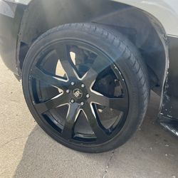 Black Rhino Rims 24s