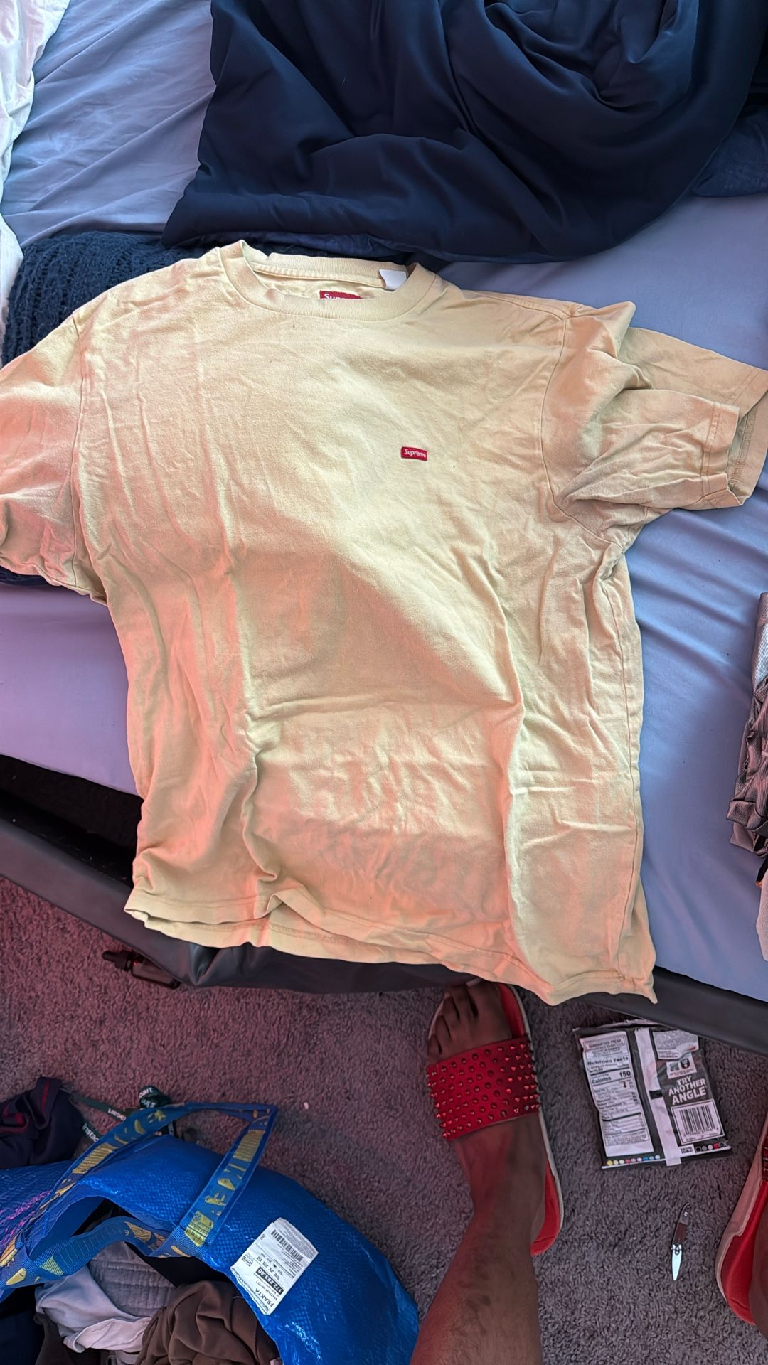 Yellow Supreme box Logo Tee 20$