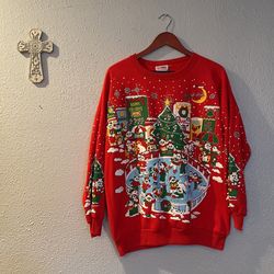 Nut Cracker Pull Over