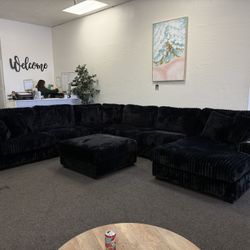 Large Modular Corduroy Black Sectional With Ottoman ✅ Financing Available - Bad or No Credit Accepted ✅ 