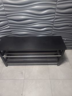 Bench shoe rack