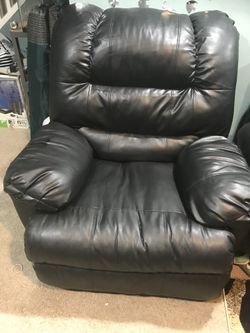 Chair reclinable good conditions