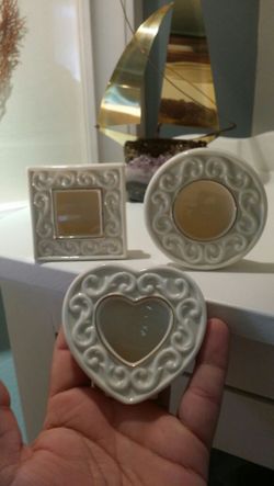 Set of 3 small LENOX picture frames