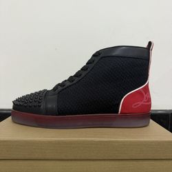 New Men’s Shoes , Size: 44 