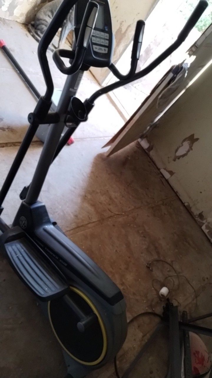 Caminadora Gold Gym for Sale in Ysleta Sur, TX OfferUp