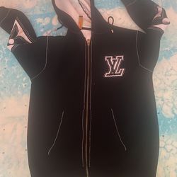 large lv hoodie 700