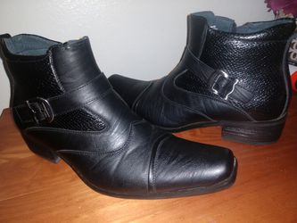 Aldo Boots/shoes sz 6