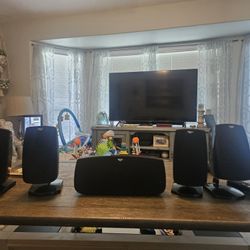 Klipsch HT-50 Home Theater Speaker System Great Condition