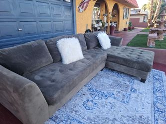 Beautiful L Shape Design Furniture GAMOSA Totally Deep Clean And Good Condition No Stains No Smell Modern Furniture