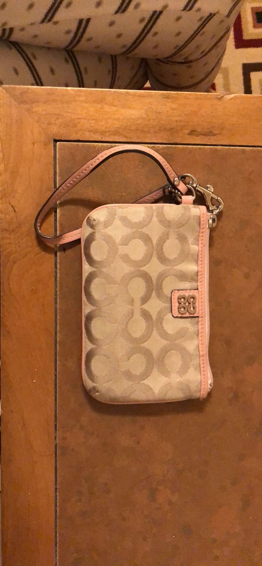 Wristlet