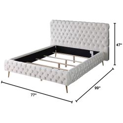Best Master Furniture Jacquelyn Upholstered Velvet Transitional Platform Bed, Queen, Cream