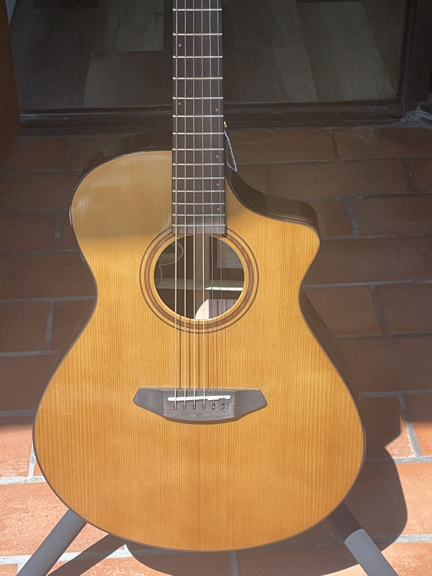 Breedlove Thinline Performer Pro Concert Aged Toner CE European-EI Rosewood - Hardshell Case Included