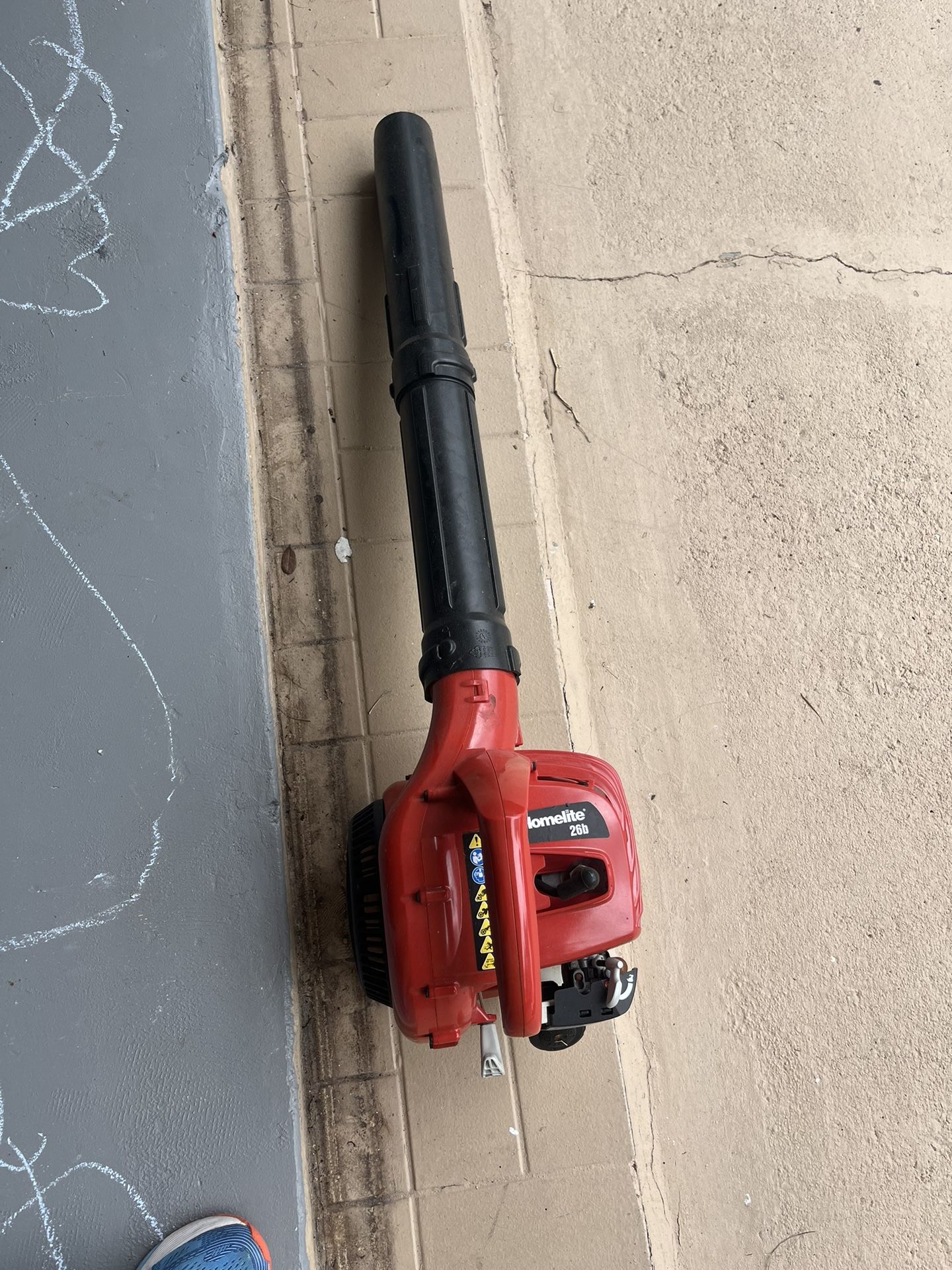 Leaf Blower