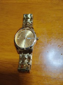 Binbond Quartz 18kt gold watch $50 Solid gold