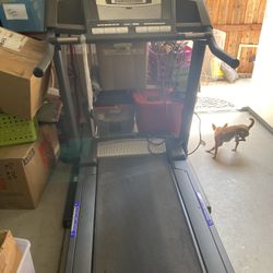 NORDIC TRACK VIEWPOINT 3600 TREADMILL 