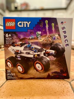 LEGO City Space Explorer Rover and Alien Life 60431