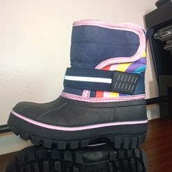 Size 7/ 8 Toddlers Snow Rain Boots Winter Boots