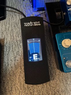Ernie Ball VPJR Tuner / Volume Guitar Pedal