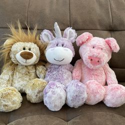 Super Soft Giffa Plushes 