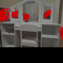 Kids Vanity Makeup Table