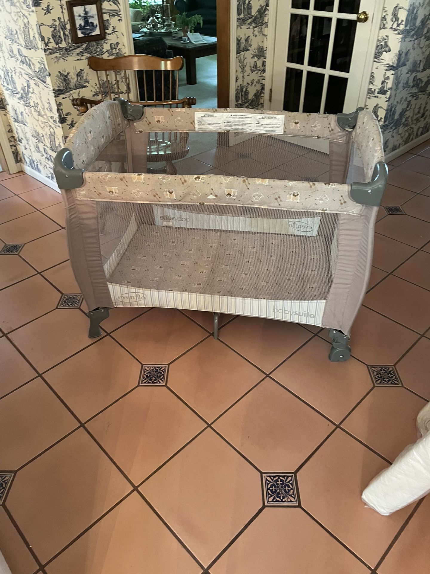 EvenFlo Pack, And Play. Excellent condition from pet free and smoke free home. Local sales only Venmo or cash.