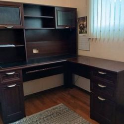 Office Desk