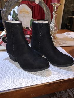 Black suede ankle boots size 8.5