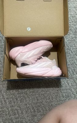 Pink Ozelia Size 7C