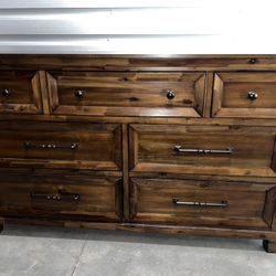 7-Drawer Dresser With Wood-framed Mirror