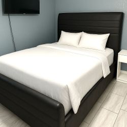 Queen Bade Frame / Night Stand 