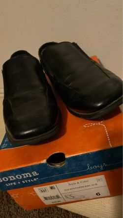 Dress shoes