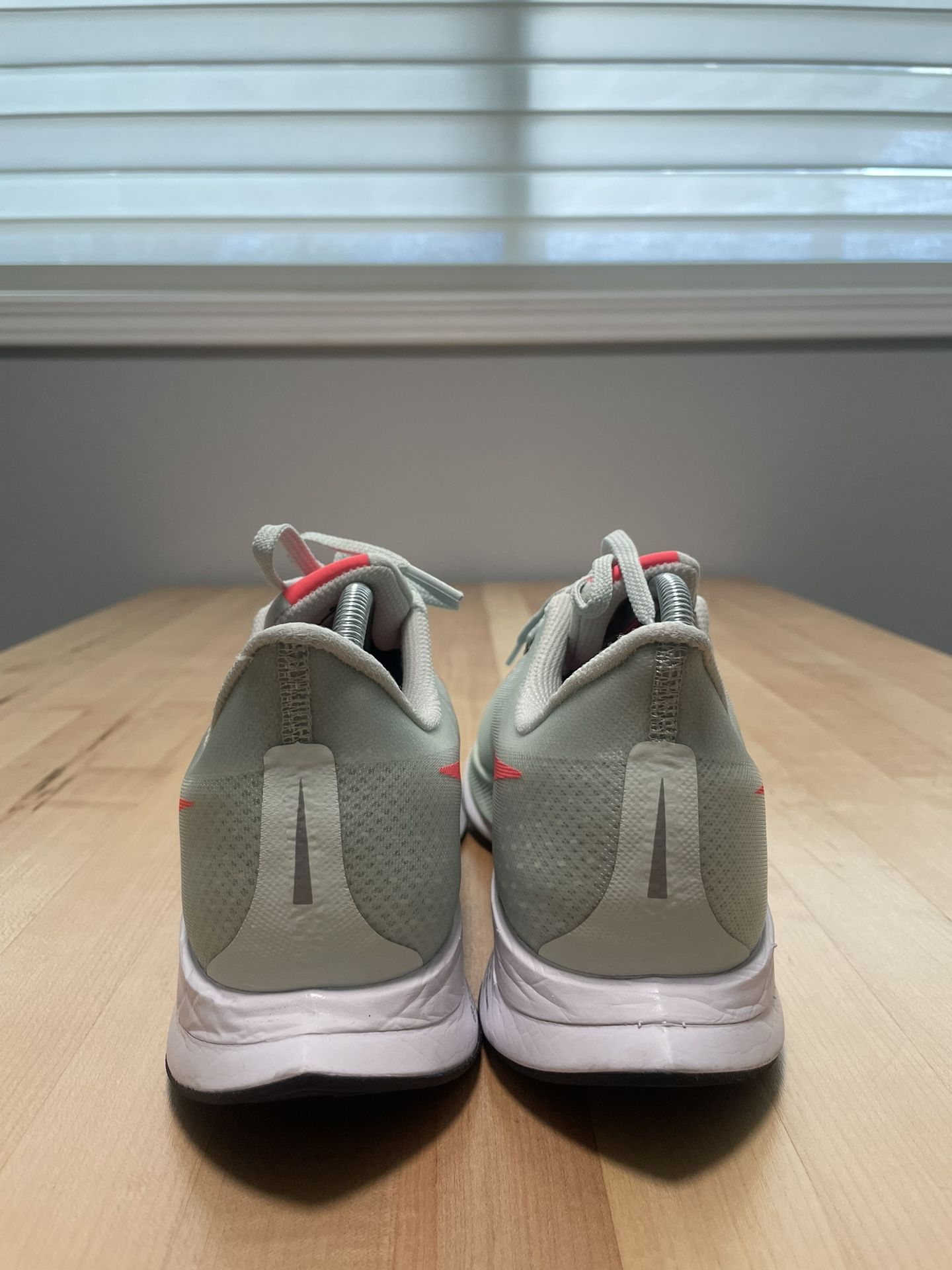 Nike Zoom Pegasus 35 Turbo Wolf Grey Hot Punch Men Size