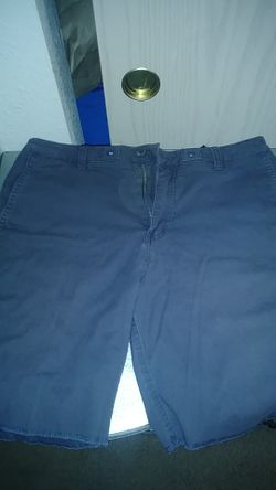 Like new mens Oneill shorts standard fit. Size 31 10$