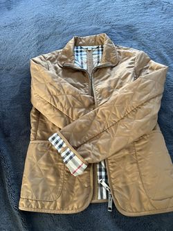 Women’s Burberry Jacket Size Small….❤️ Authentic….