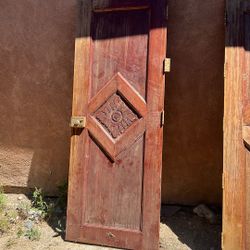 Puertas Antiguas 