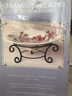 Ceramic Rose Bowl With Iran Stand