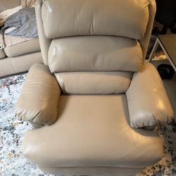 Recliner / Real Leather 