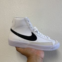 Nike Blazer Mid ‘77 (GS)