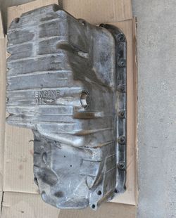 D series oil pan