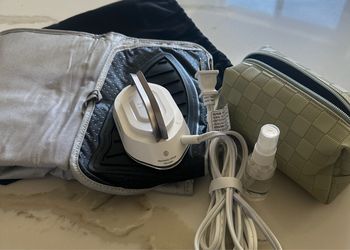 Travel iron and pad