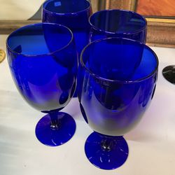 Set 4 cobalt goblets