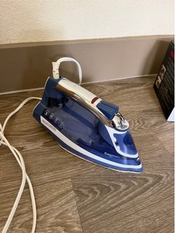 Black decker iron