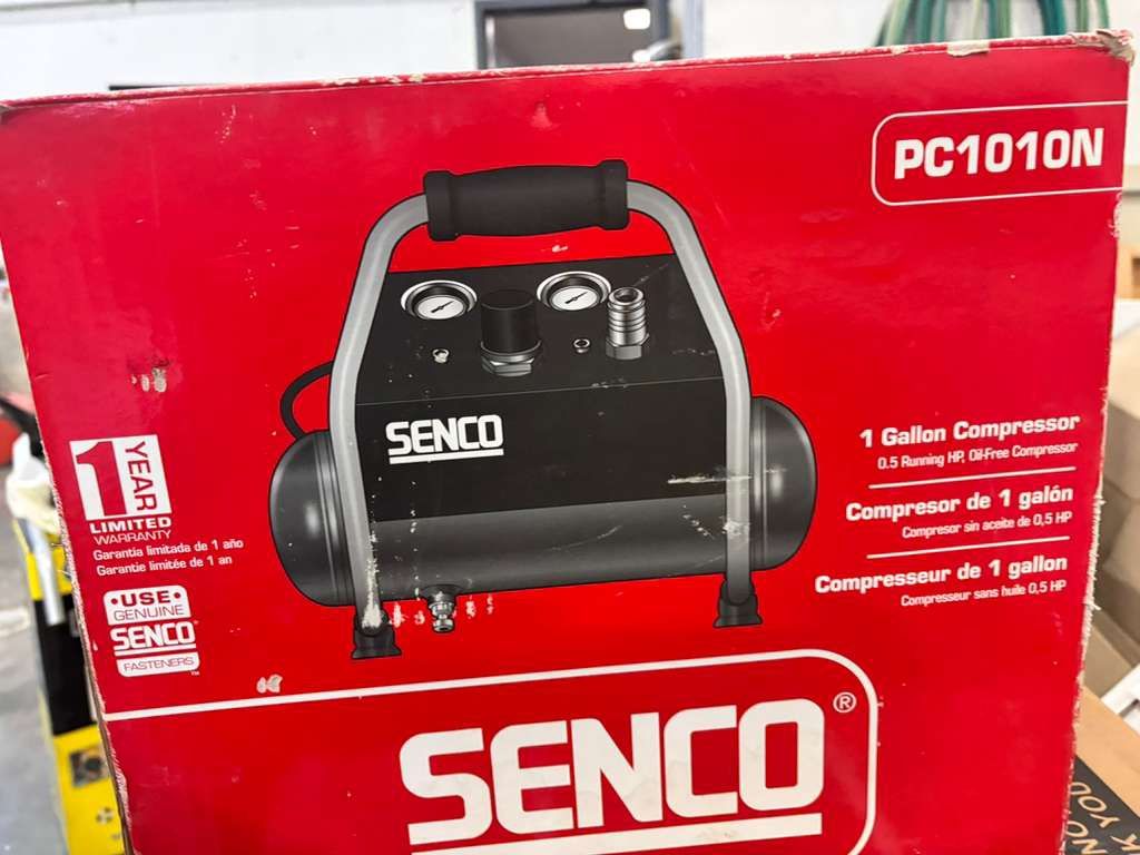 SENCO 1 Gallon Air compressor